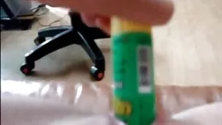 মোহনীয় স্বর্ণকেশী ম ...