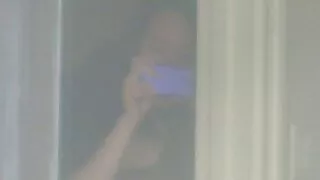 মোটা ককেশীয় স্ত্রী  ...