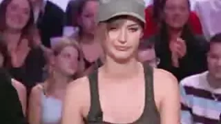 অবিশ্বাস্যভাবে শৃঙ্গ ...