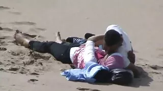 জেসি পামার বিছানায়  ...
