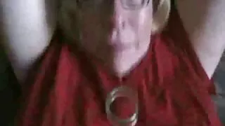 ছোট titted স্বর্ণকেশ ...
