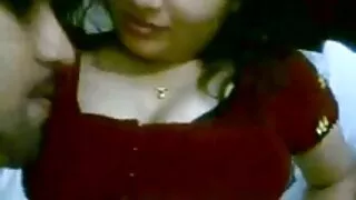 দুই পাগল বান্ধবী একে ...