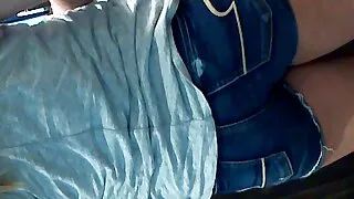 চতুর তরুণ ইন্ডিয়ান  ...