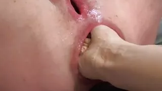 হাস্যোজ্জ্বল এবং স্ল ...