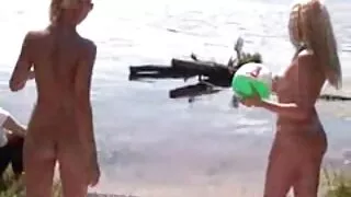রিয়েলিটি XXX ভিডিওত ...